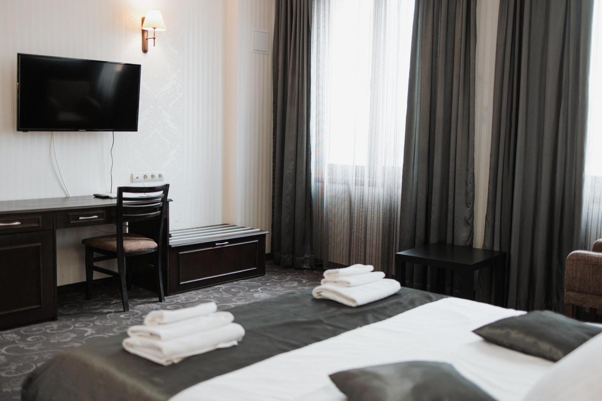 Hotel Neptun Vidin Bagian luar foto